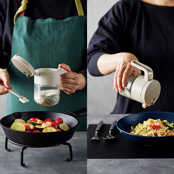 two-Way-Sprinkle-Seasoning-Container