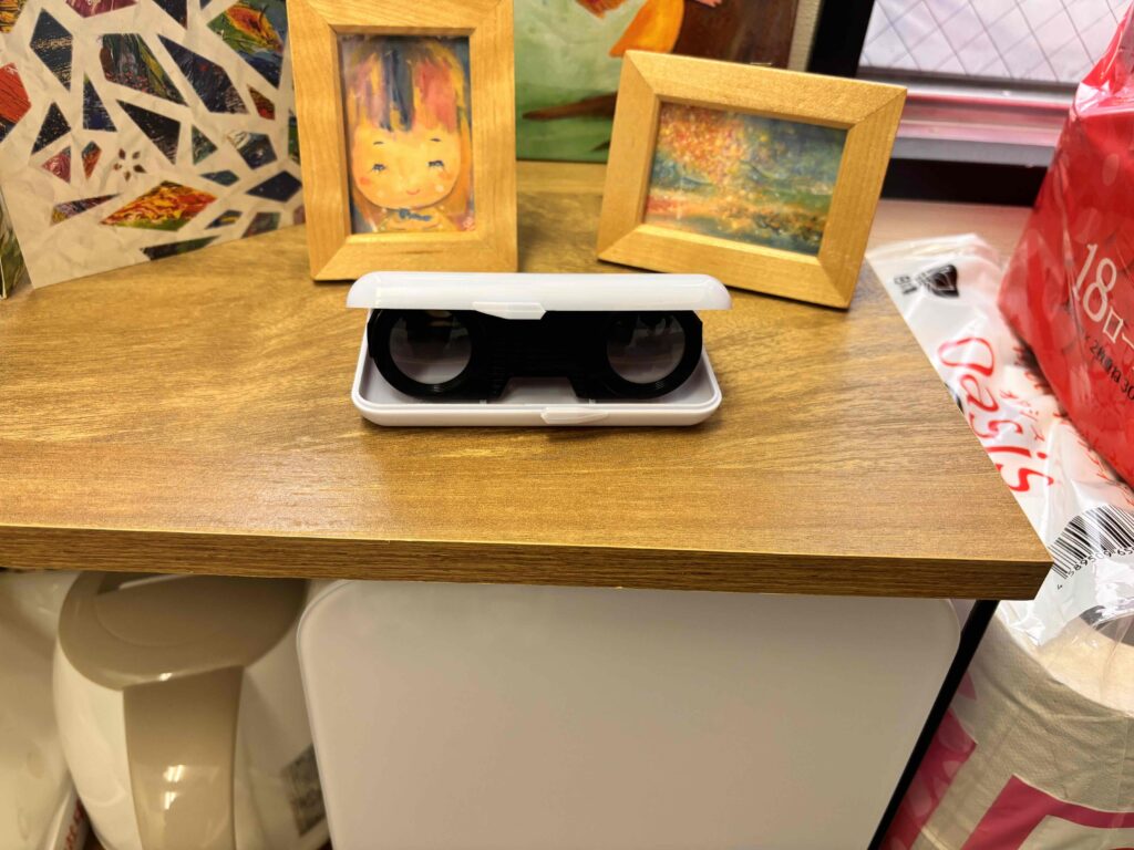 コンパクトオペラグラス　開いた状態